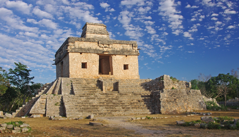 De Ciudad Maya A Zona Arqueologica Dzibilchaltun