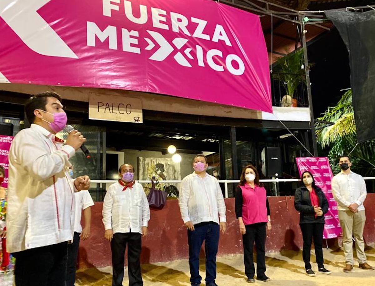 Fuerza Por Mexico (10)