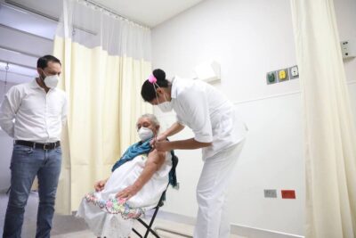 Adultos mayores covid
