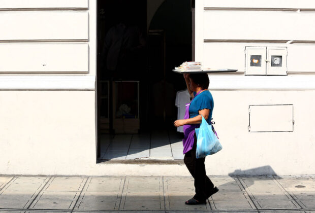 Mujer Trabajando 4