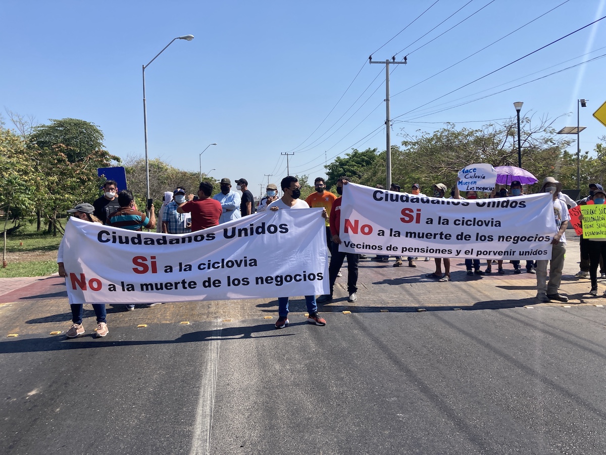 Protesta Ciclovia 1