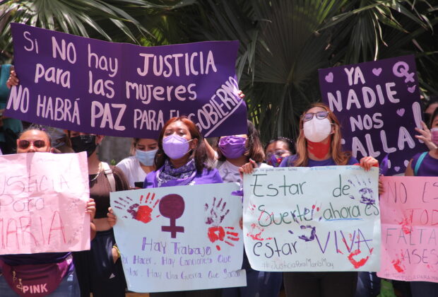 Protesta mujer feminicidio maria 2