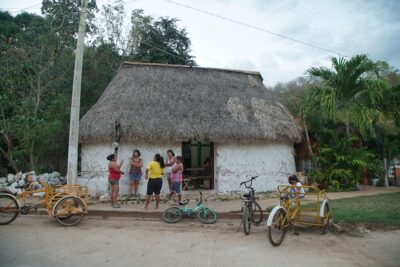 Casita maya