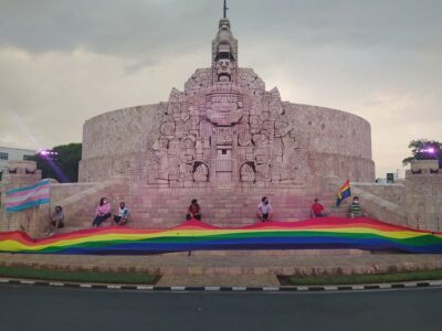 Monumento gay