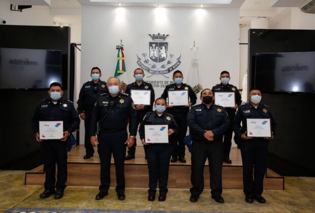 Policias merida