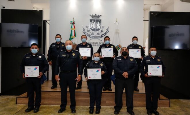 Policias merida