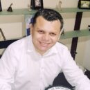 Moises bates