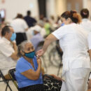 Comienza la vacunación de refuerzo para adultos mayores en mérida
