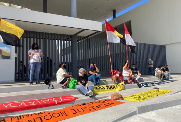 Mujeres mayas protestaron contra leyes racistas que no las protegen