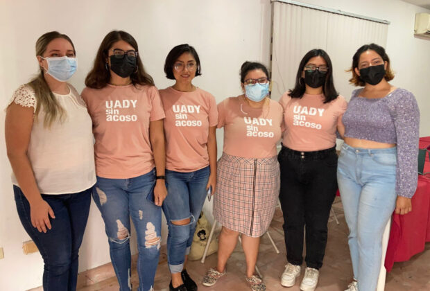 Mujeres universitarias se unen contra la violencia