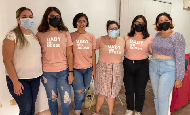 Mujeres universitarias se unen contra la violencia