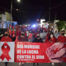 Marchan para concientizar sobre el VIH-SIDA en Umán