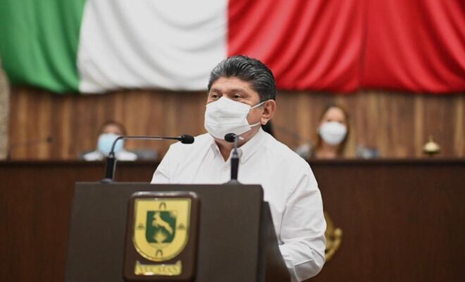 Gaspar quintal pri yucatan congreso