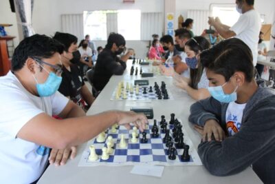 Torneo de ajedrez umán