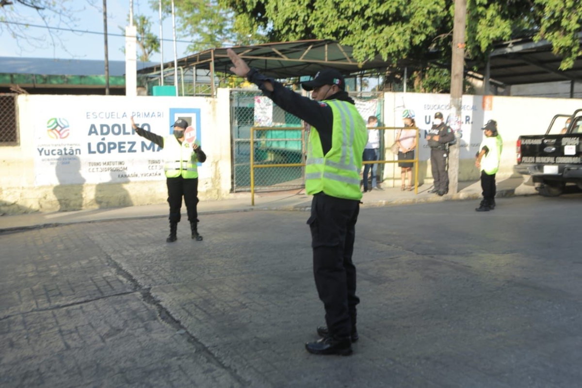 Policiaescolarkanasin