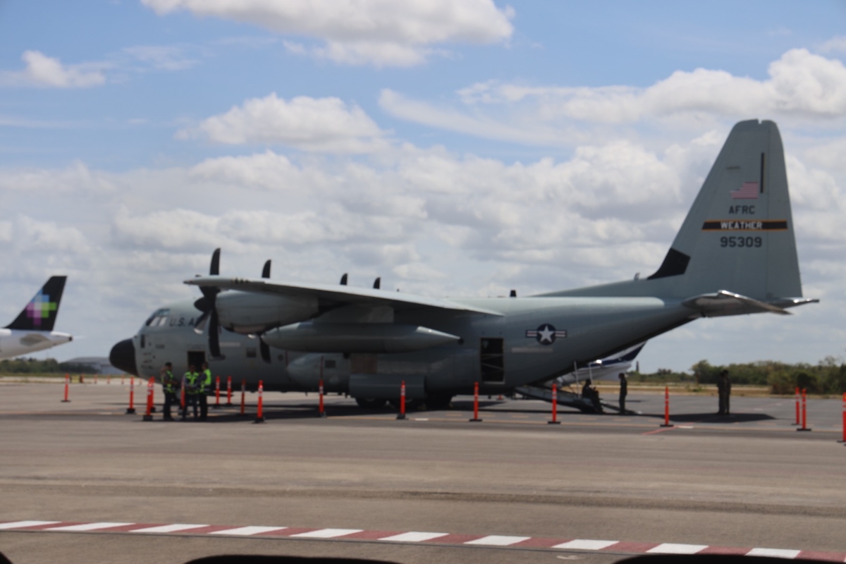 Avión Caza Huracanes