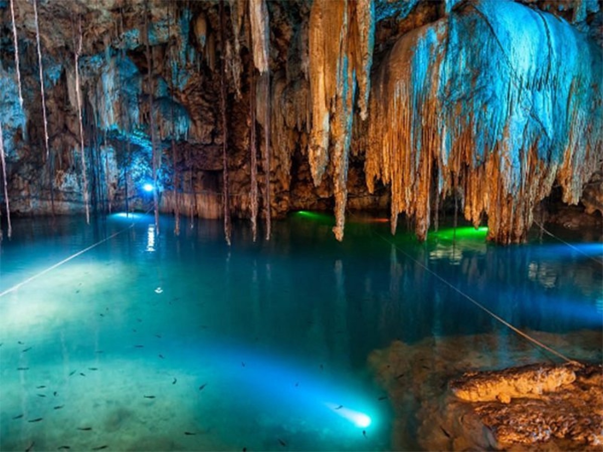 Cenote xkeken