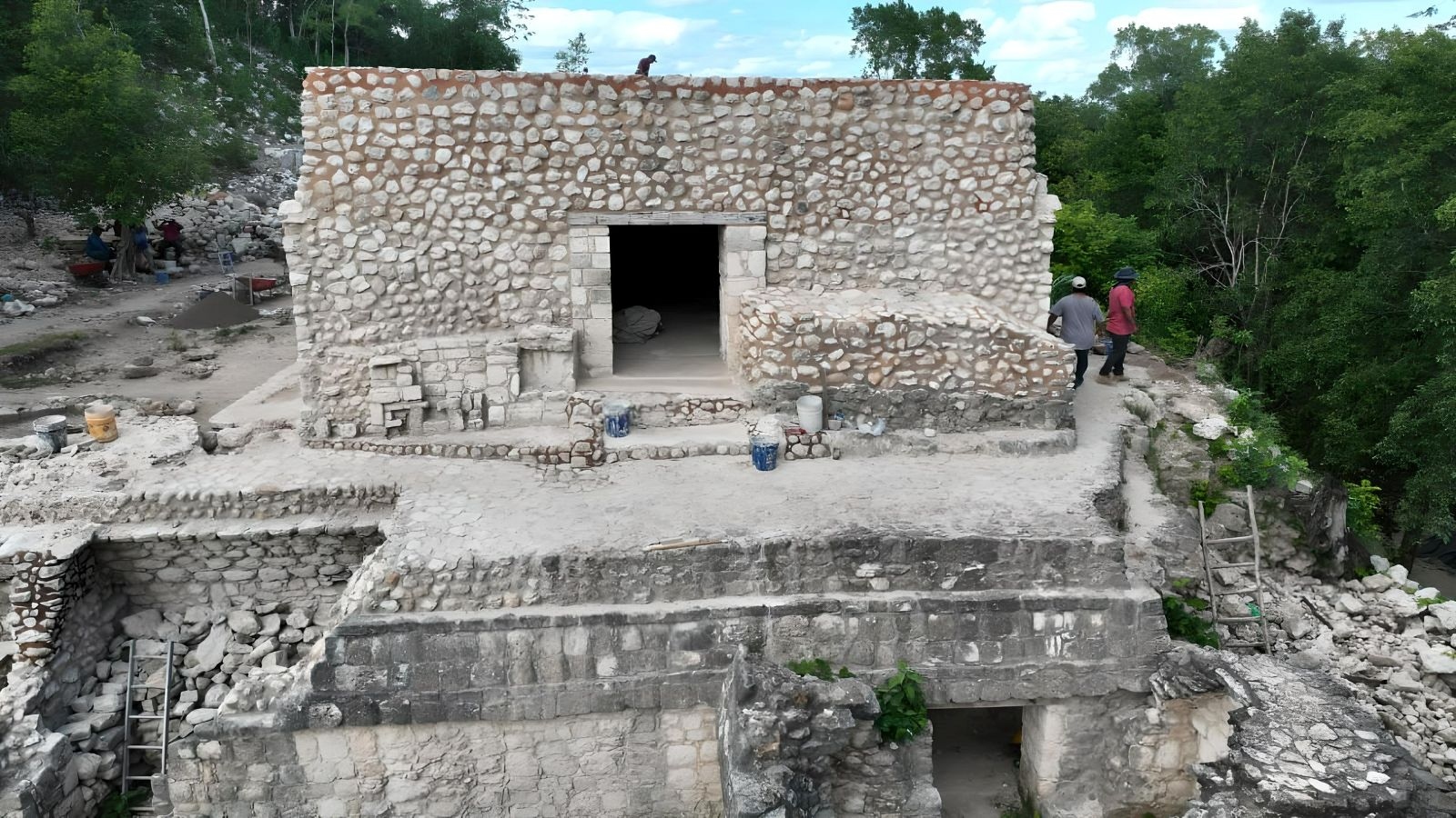 Fachada del cuarto 79