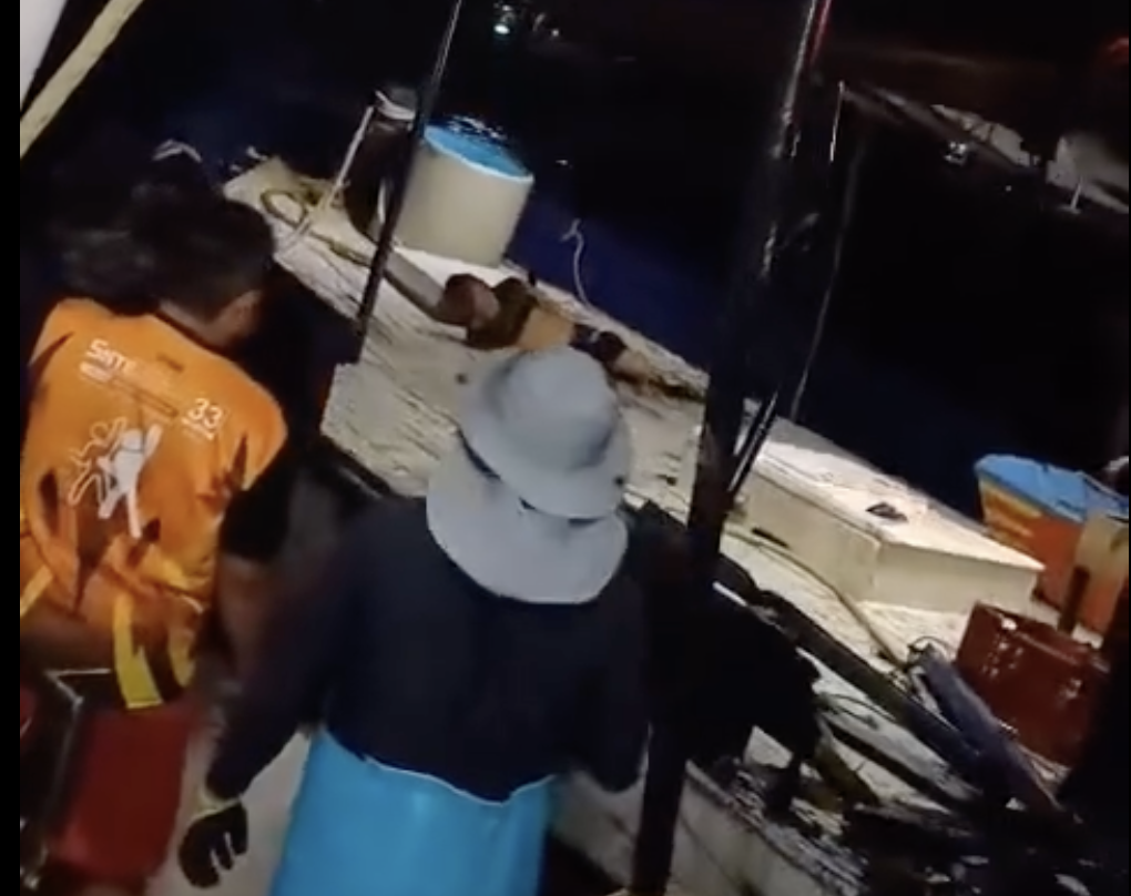 Pescadores barco secuestrado